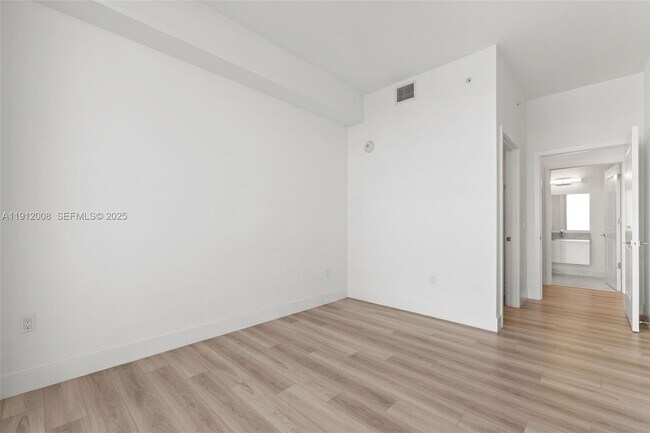 Building Photo - 101 Diplomat Pkwy