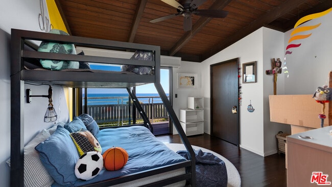 Building Photo - 31970 Pacific Coast Hwy