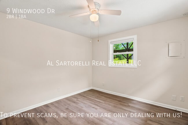 Building Photo - 9 Windwood Dr