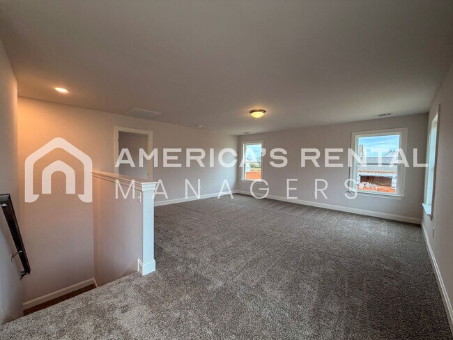 Building Photo - Elegant 4 Bedroom Retreat in Meridianville!