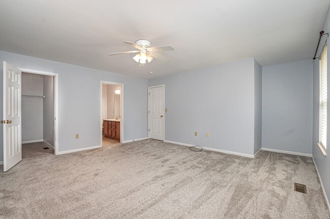 Building Photo - 7393 Maybury Ct