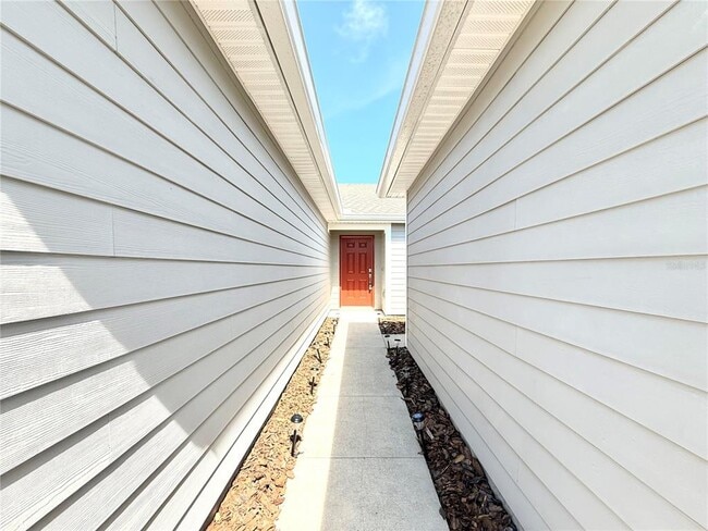 Building Photo - 1844 Ancestry Trl