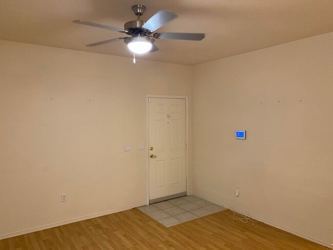 Building Photo - SE!!! Gated!! 2 Bedroom 1st Floor with Bal...