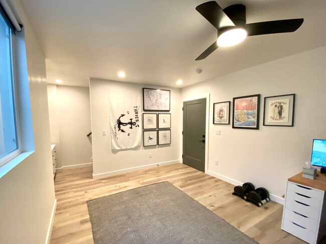Building Photo - 620 N Orch Dr