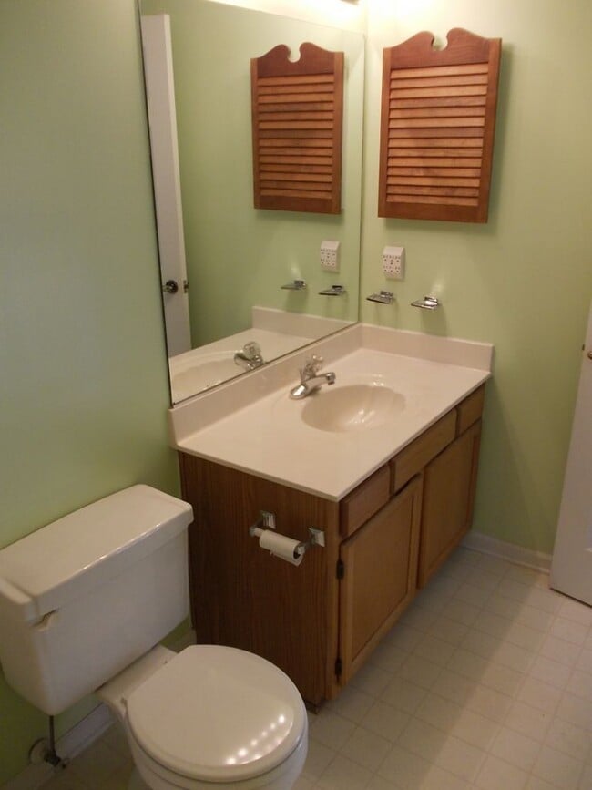 Building Photo - COMING SOON!!!  Great 3 Bed + Bonus 2 Story home in Weddington Woods