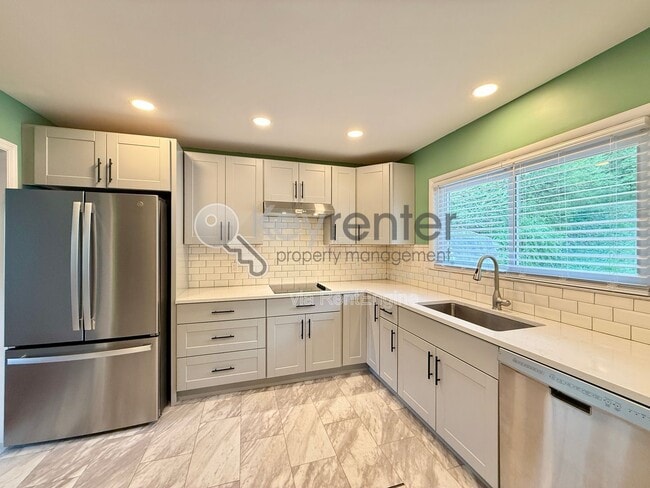 Building Photo - 3641 Thrushwood Dr