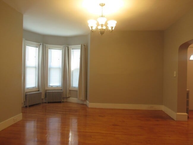 Building Photo - 109 Walnut St