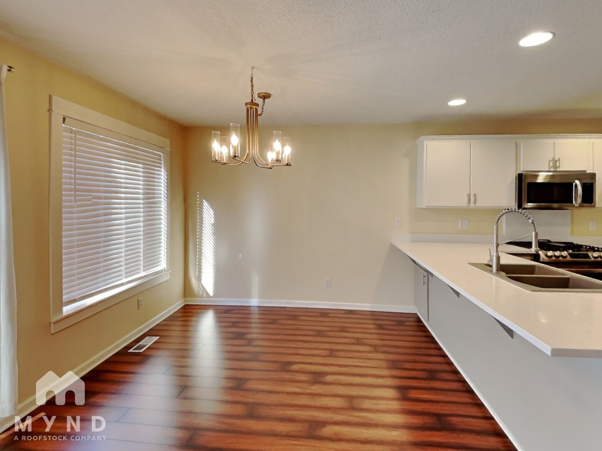 Building Photo - 20157 SW Bernice Ln