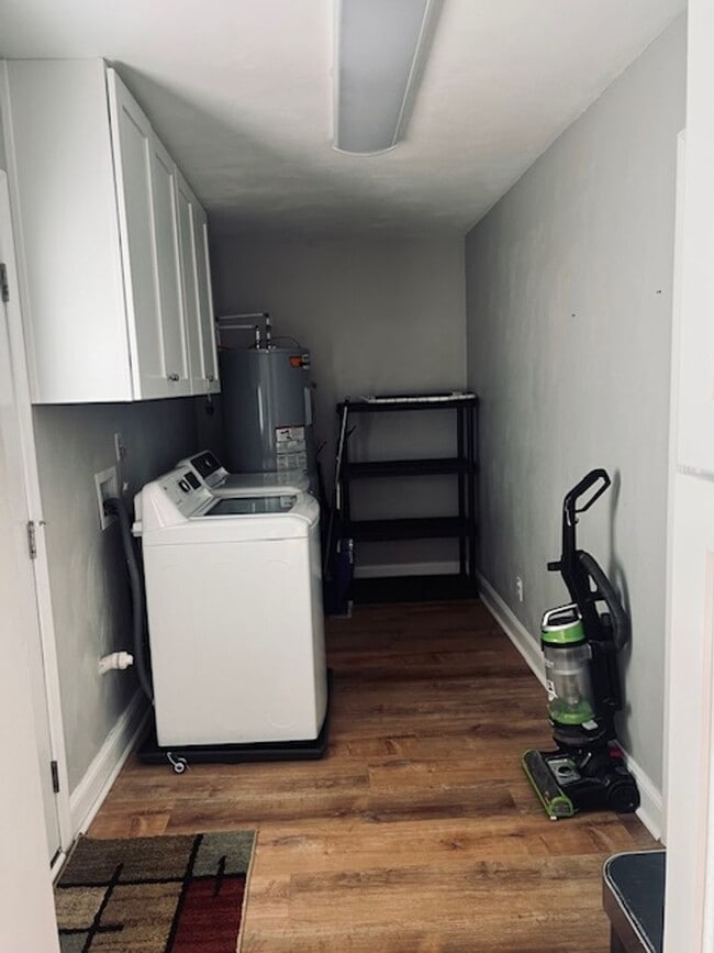 Building Photo - 1101 Warner Hall Dr