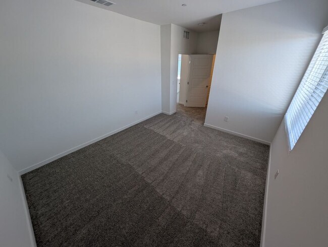 Building Photo - 3339 Rocky Waters Ave