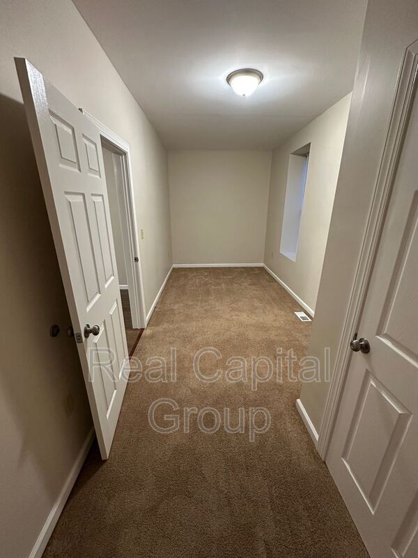 Building Photo - 21 124th St