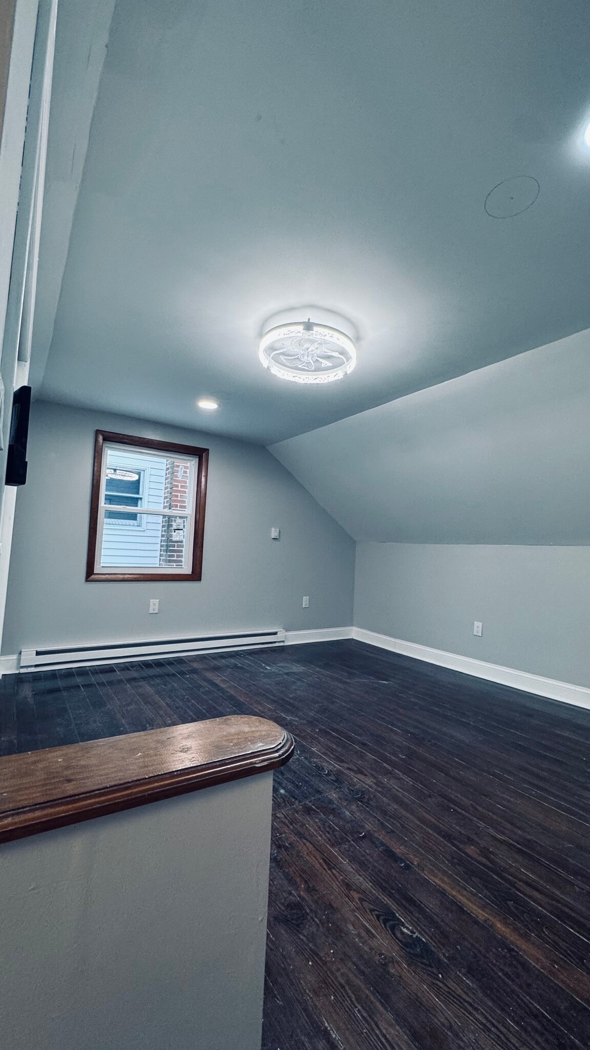 Building Photo - 139 E High St