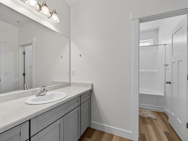 Building Photo - 1386 N 3830 W