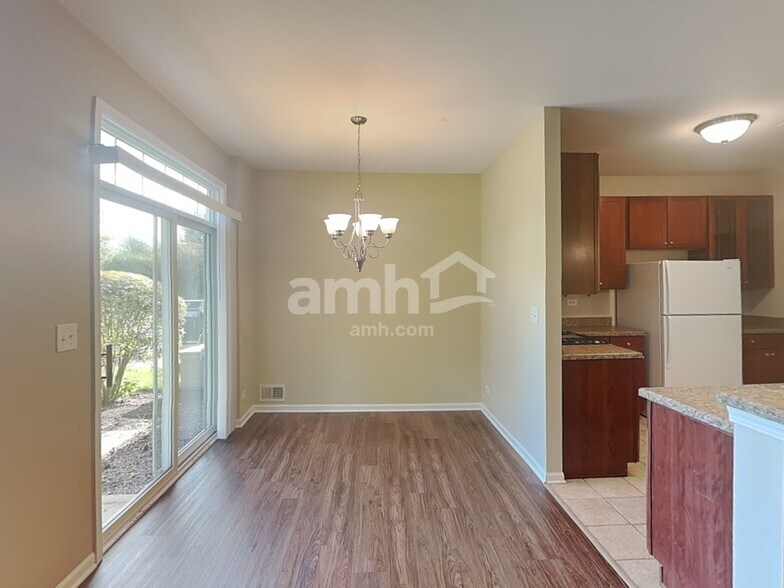 Building Photo - 4588 Camden Ln