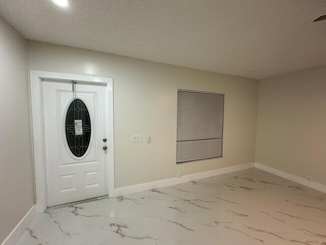 Building Photo - 2110 NW 109th Ave