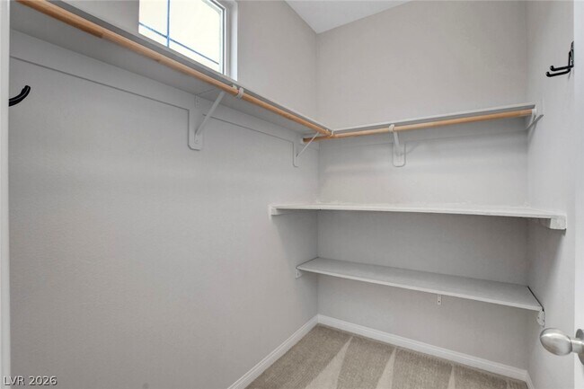 Building Photo - 8067 Tank Loop St