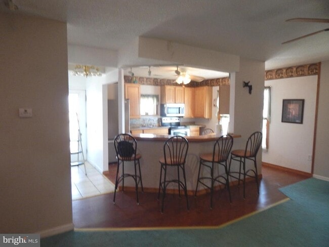Building Photo - 2553 Warm Springs Rd