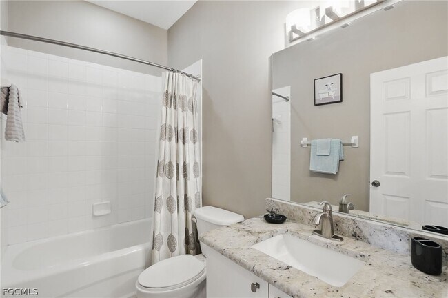 Building Photo - 15430 Bellamar Cir