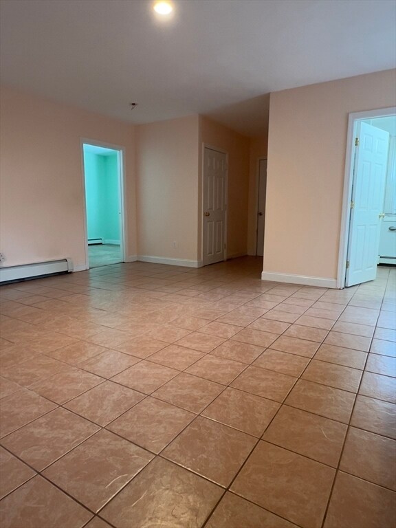 Building Photo - 9 Russell Holmes Way