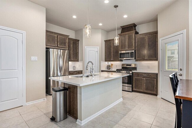 Building Photo - 16118 Northern Cardinal Ln