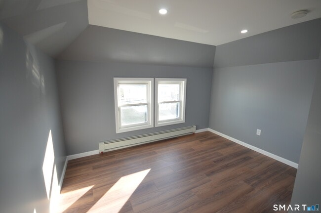 Building Photo - 70 Westfield Ave