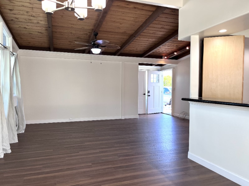 Building Photo - 201 Anapalau St