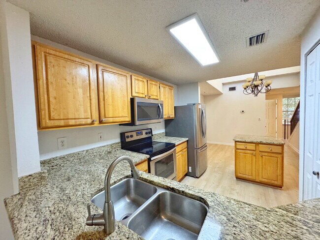 Building Photo - The Largest 3BR/2BA Las Palmas Condo