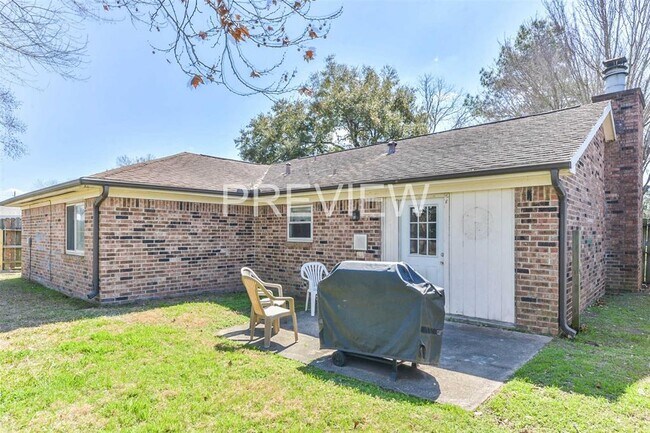 Building Photo - 22606 Poppyfield Dr