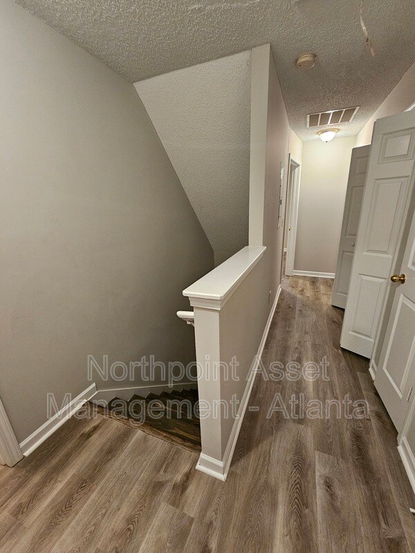 Building Photo - 1435 Maple Valley Ct