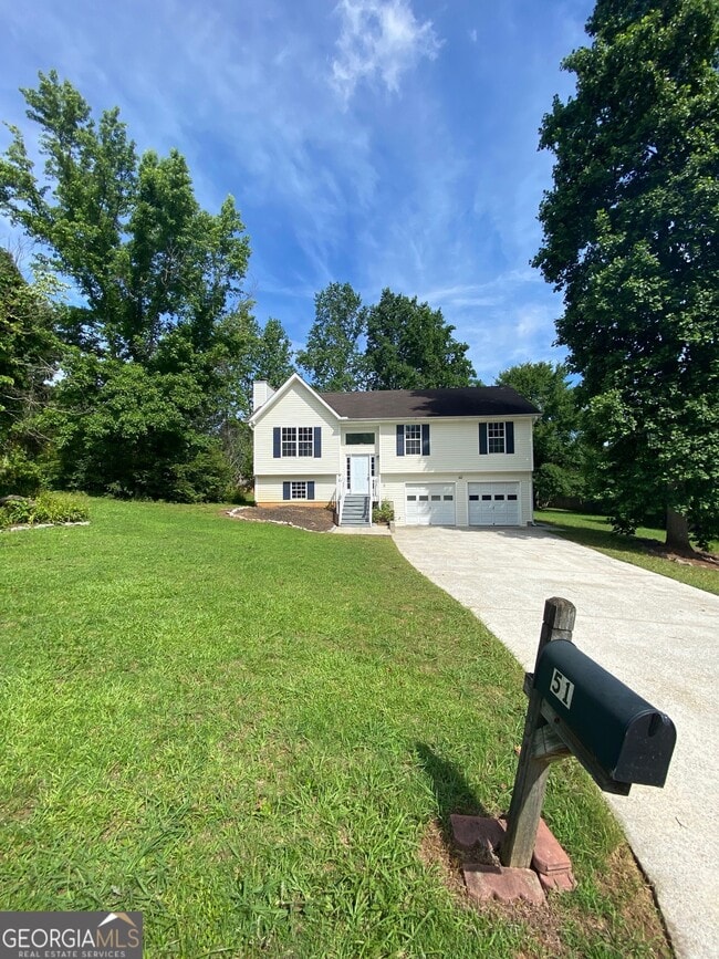Building Photo - 51 Connie Dr