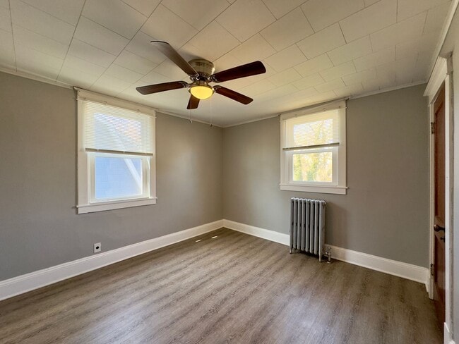 Building Photo - Charming 3 Bedroom/ 1 Bathroom Home in Dundalk, MD!