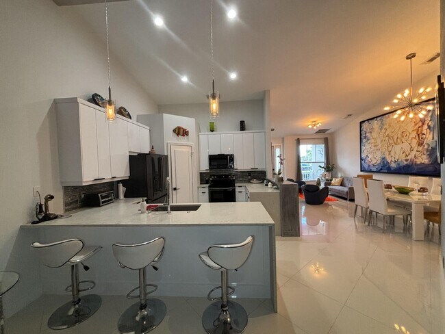 Building Photo - 10491 SW Academic Way