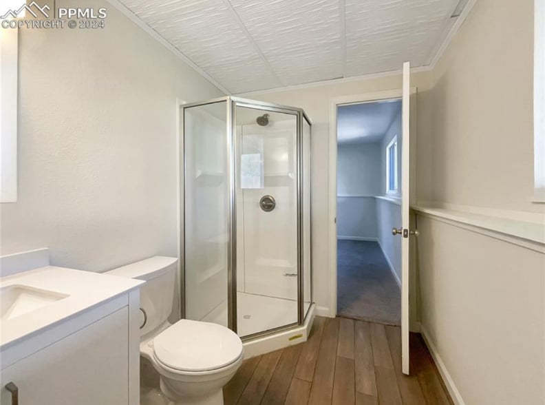 Building Photo - 555 Avenida Del Cielo