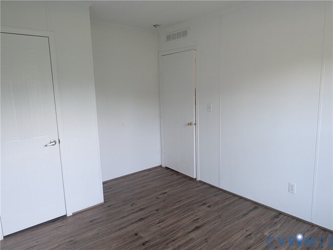 Building Photo - 13461 Gorburn Dr