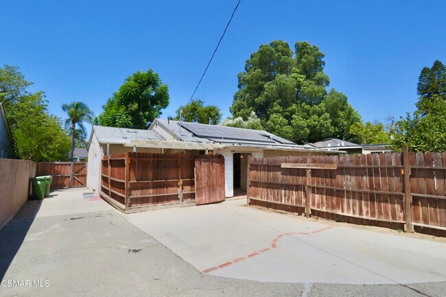 Building Photo - 6946 Texhoma Ave