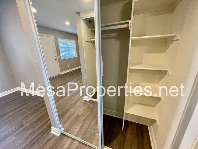 Building Photo - 3733 Country Oaks Loop