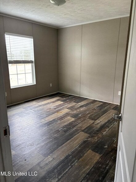 Building Photo - 1639 County Line Rd