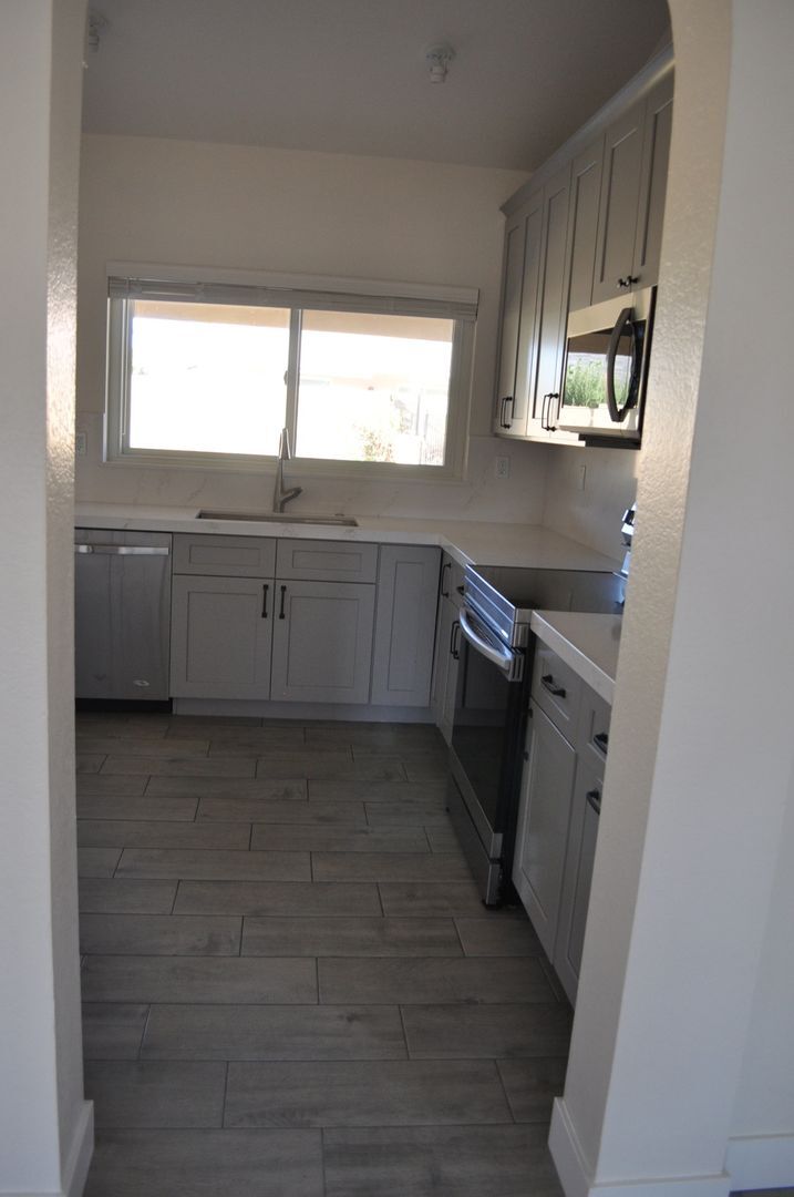 Building Photo - 10795 N 109th St