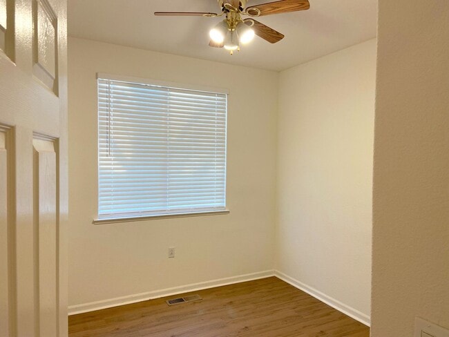 Building Photo - Sparks Single Story Home Near Red Hawk Golf Course