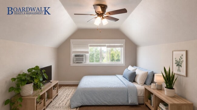 Building Photo - Cozy Private Bedroom in House Share