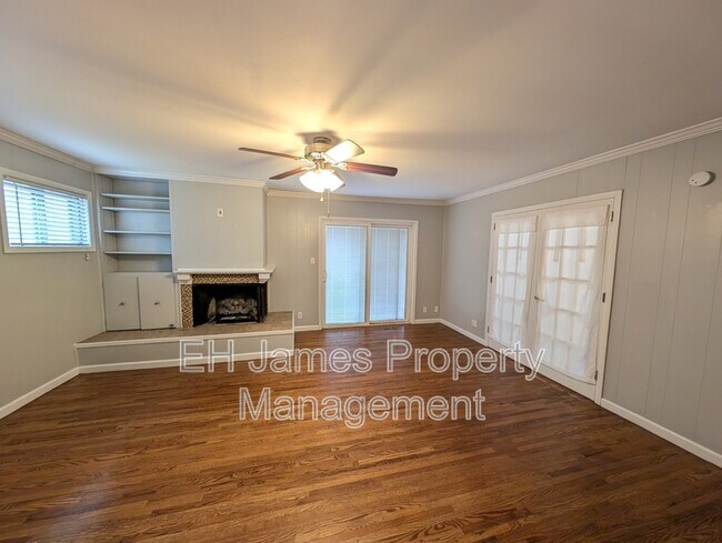 Building Photo - 1135 E 49th St