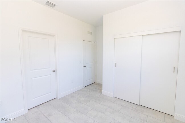 Building Photo - 1125 Jabara Cir