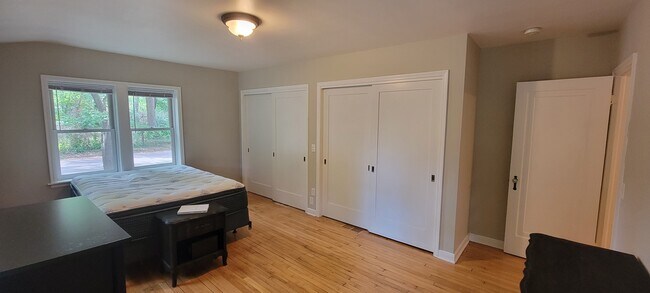 Building Photo - 19101 Delton Ave