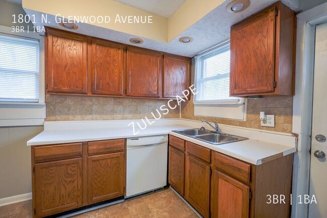 Building Photo - 1801 N Glenwood Ave