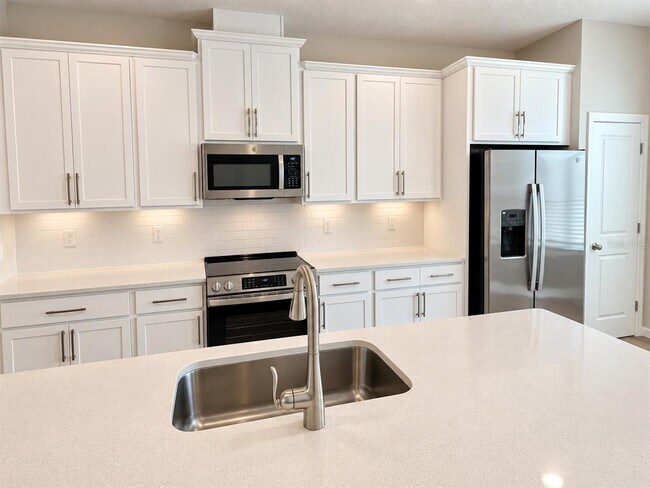 Building Photo - 763 Pilea St
