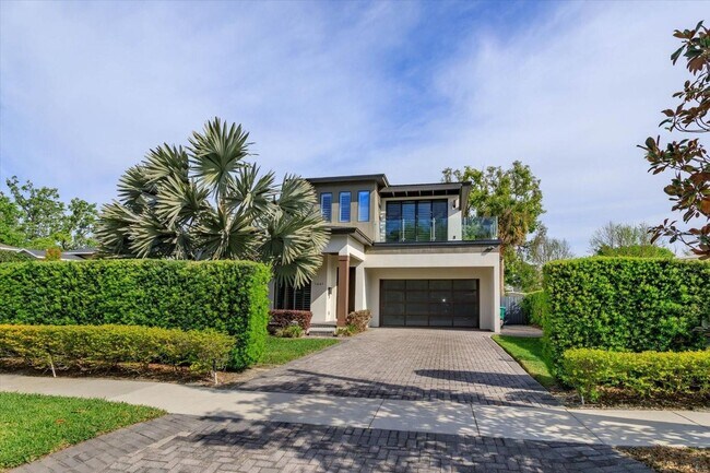 Building Photo - Modern Style Winter Park Home