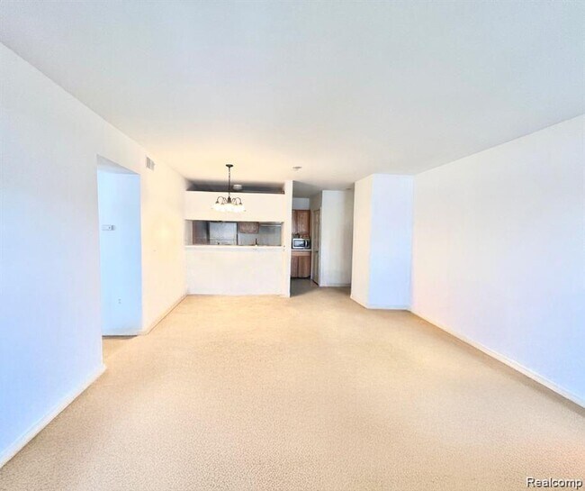 Building Photo - 2664 S Knightsbridge Cir