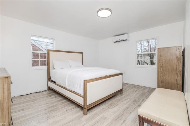 Building Photo - 138 D View Ave