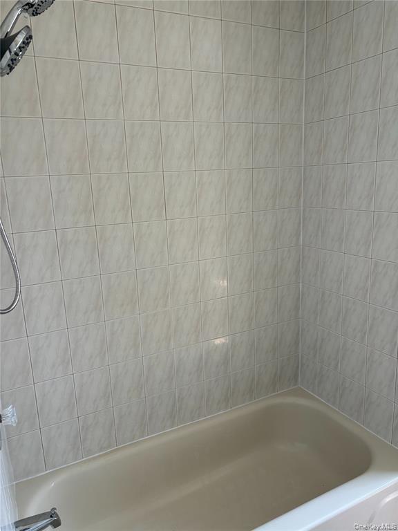 Building Photo - 7 W Spruce St