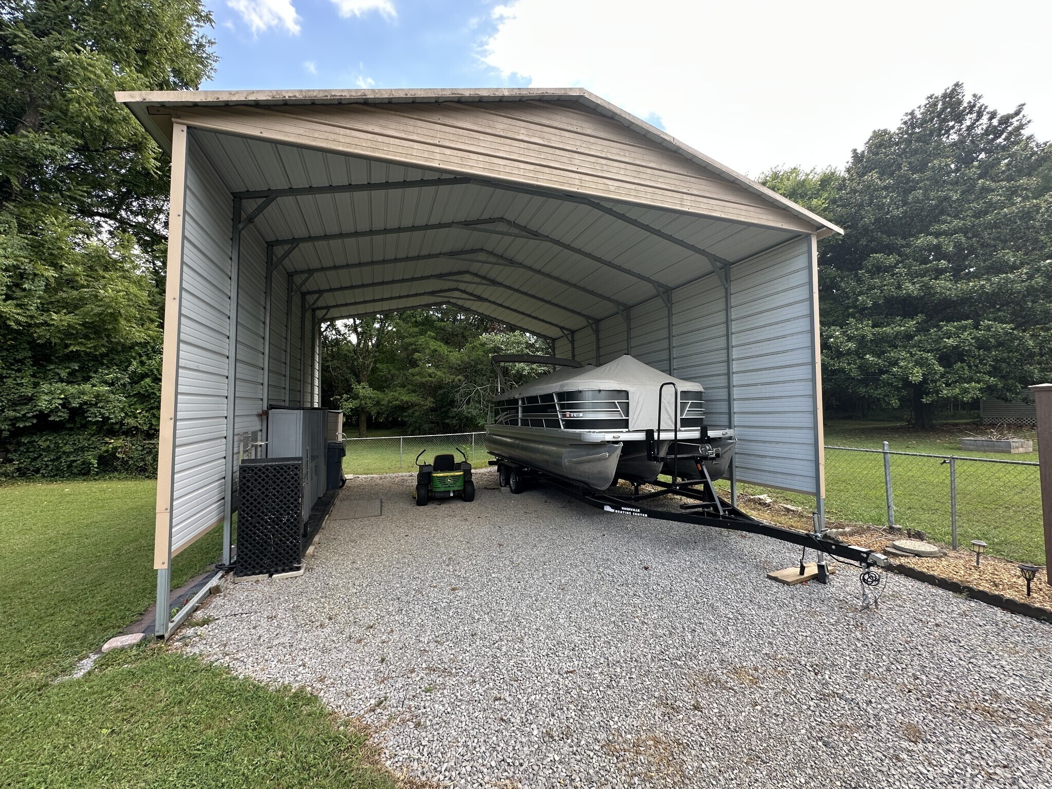 Building Photo - 808 Water View Ter